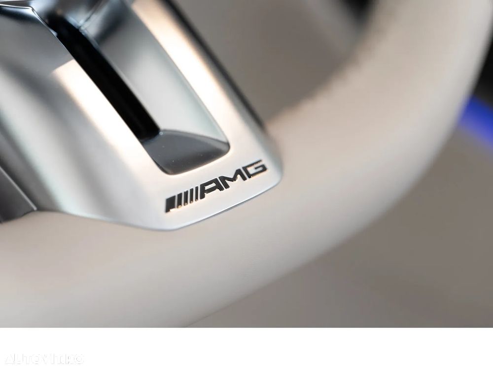 Mercedes-Benz SL AMG 63 4MATIC+ - 40