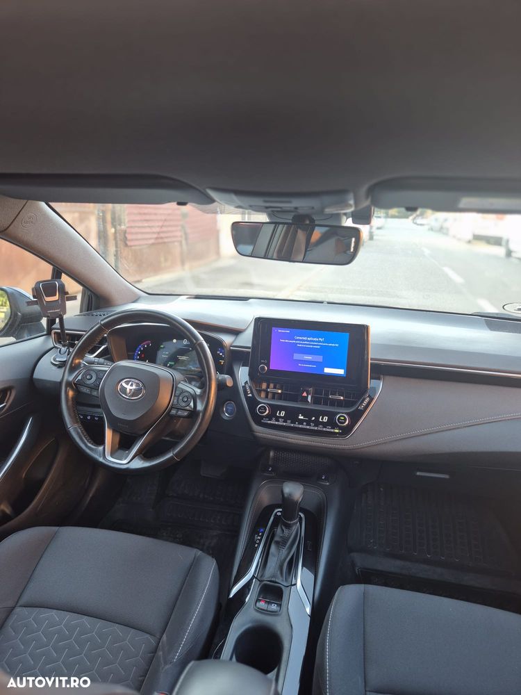 Toyota Corolla 1.8 Business Edition - 6