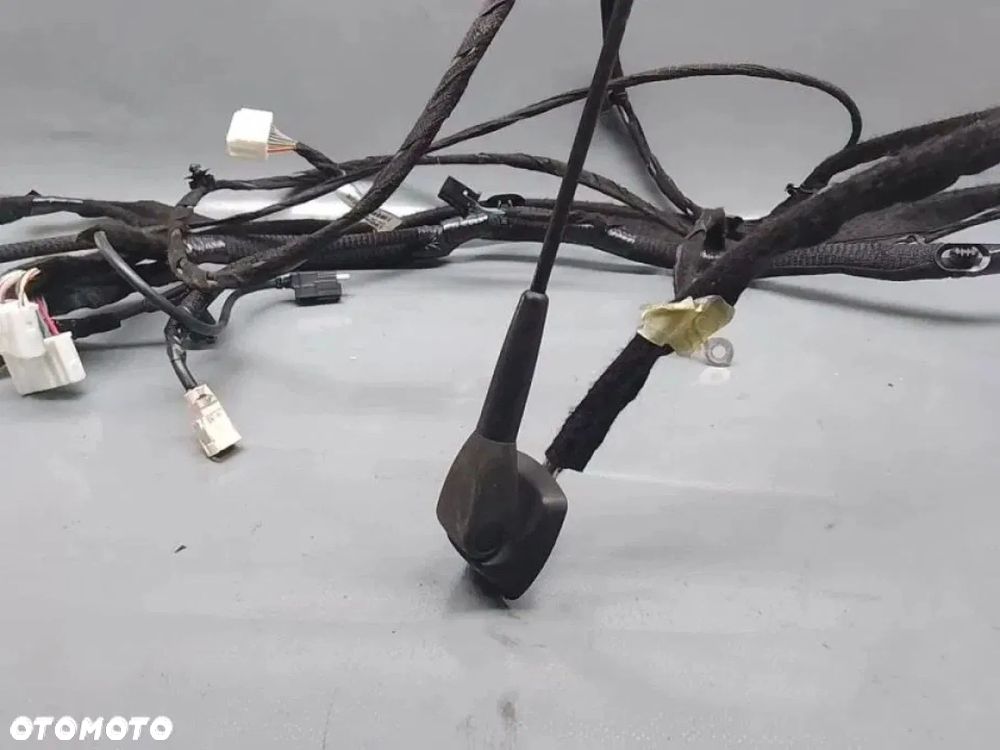 vivaro b talento trafic iii wiązka instalacja antena 240361192r - 2