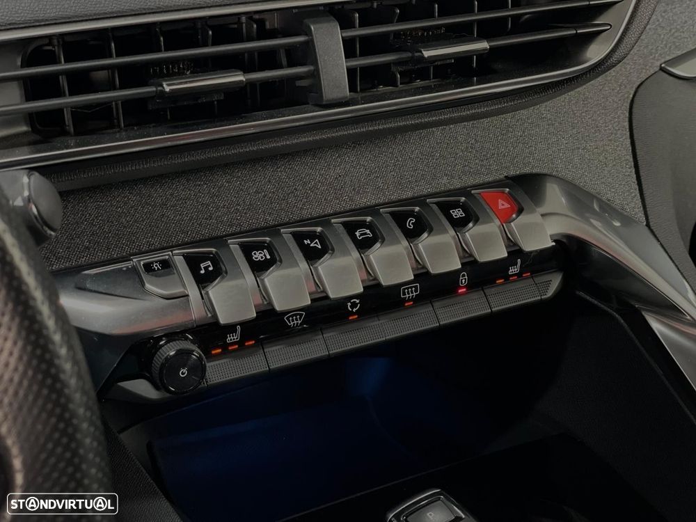 Peugeot 3008 1.6 PureTech GT EAT8 - 20