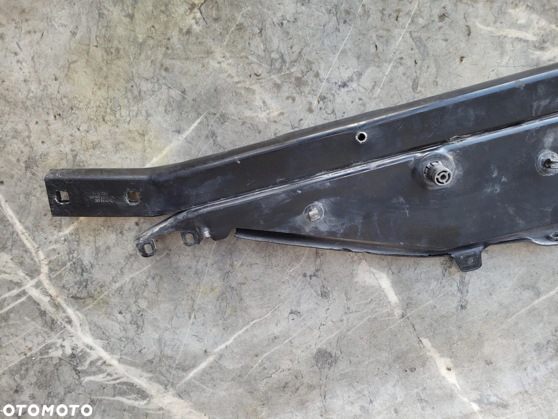 BELKA WZMOCNIENIE GÓRNE PRZÓD PRZEDNIE BMW F01 F02 F04 F07 7183851 - 7