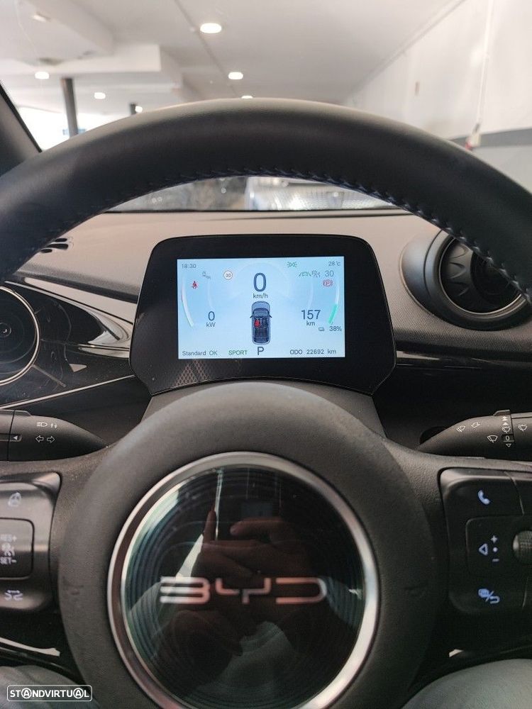 BYD Dolphin 60.4 kWh Comfort - 9