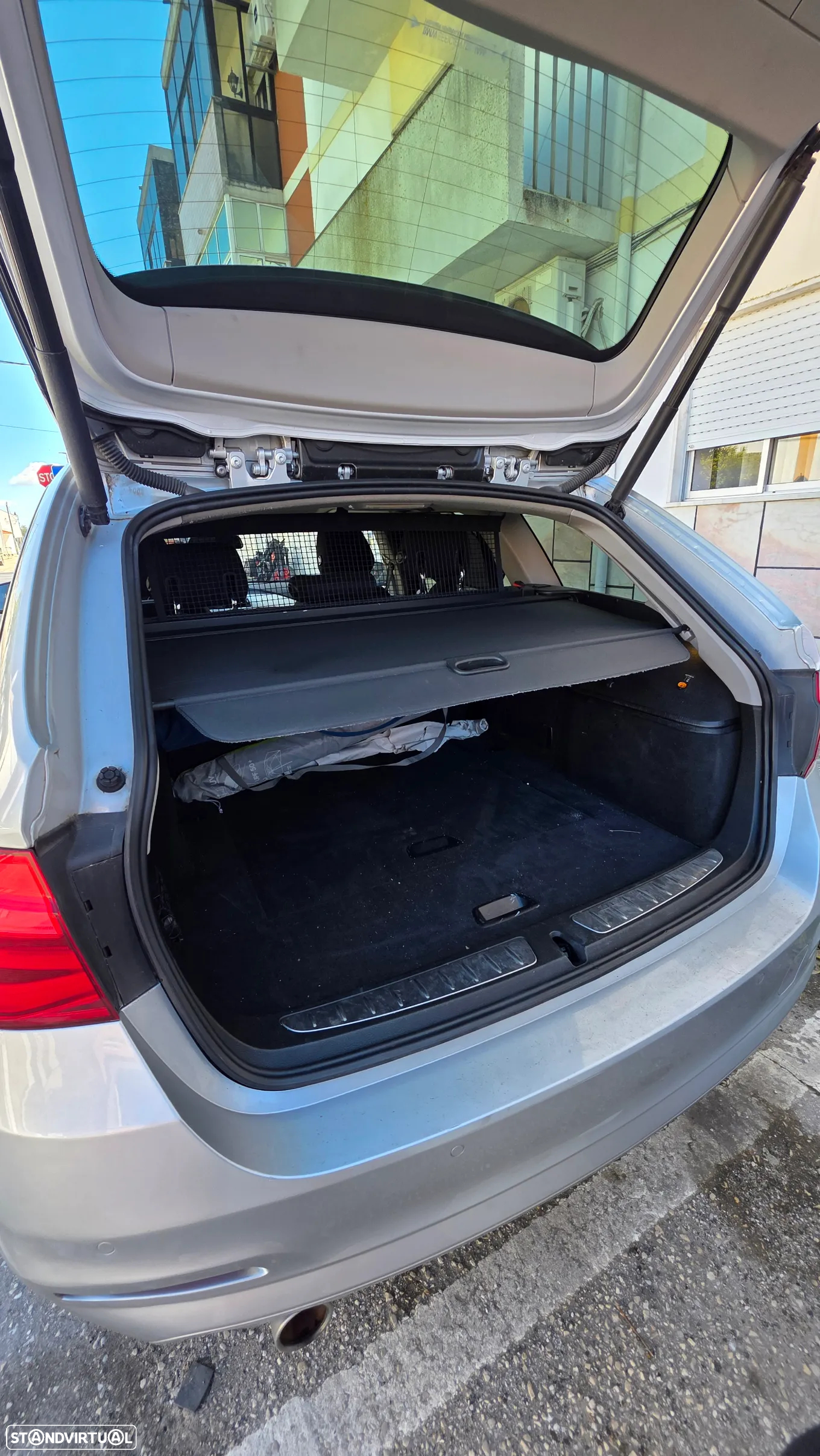 BMW 318 d Touring Advantage Auto - 7