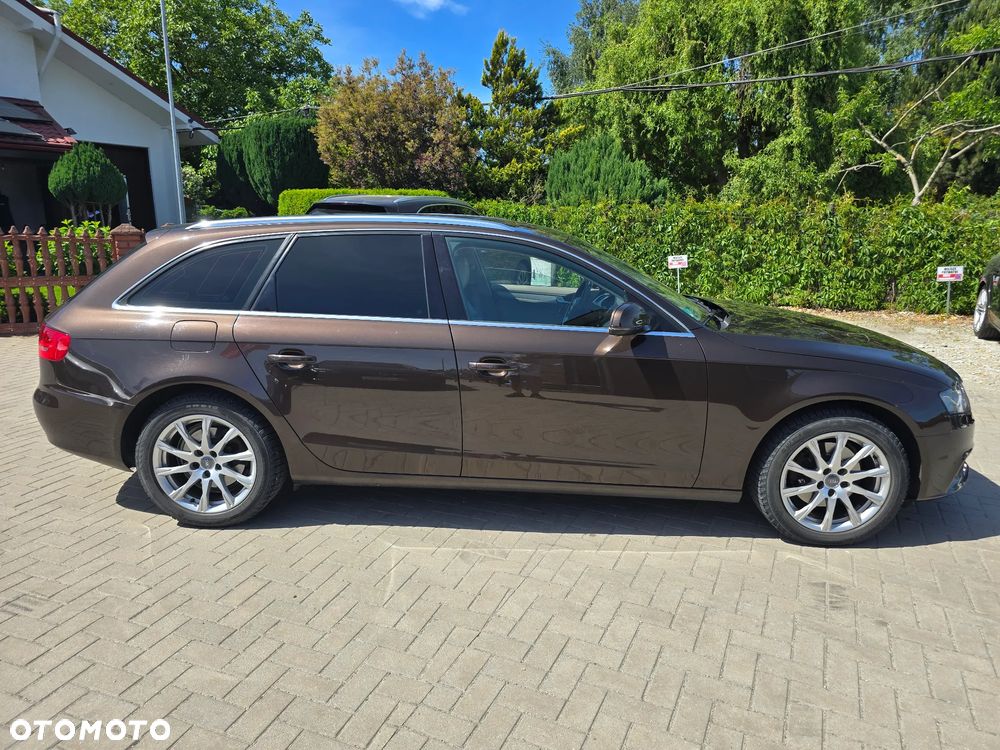 Audi A4 Avant - 4