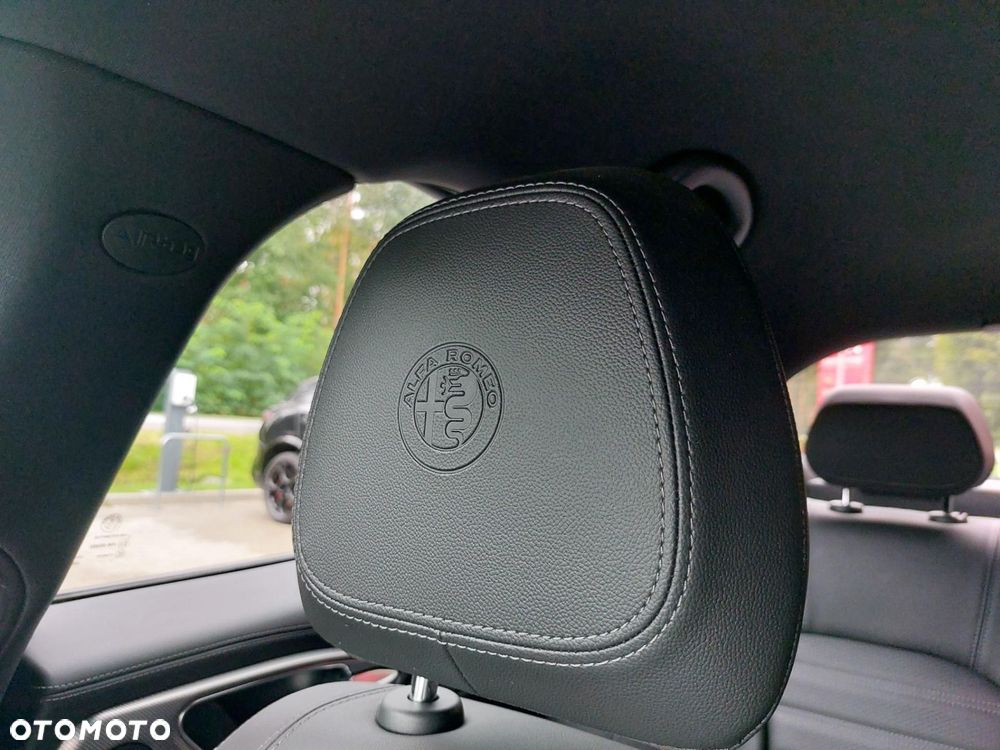 Alfa Romeo Giulia 2.0 Turbo Veloce Q4 - 26