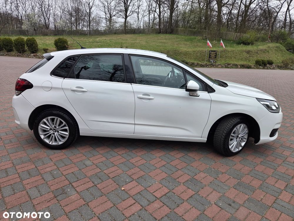 Citroën C4 BlueHDi 100 Selection - 4