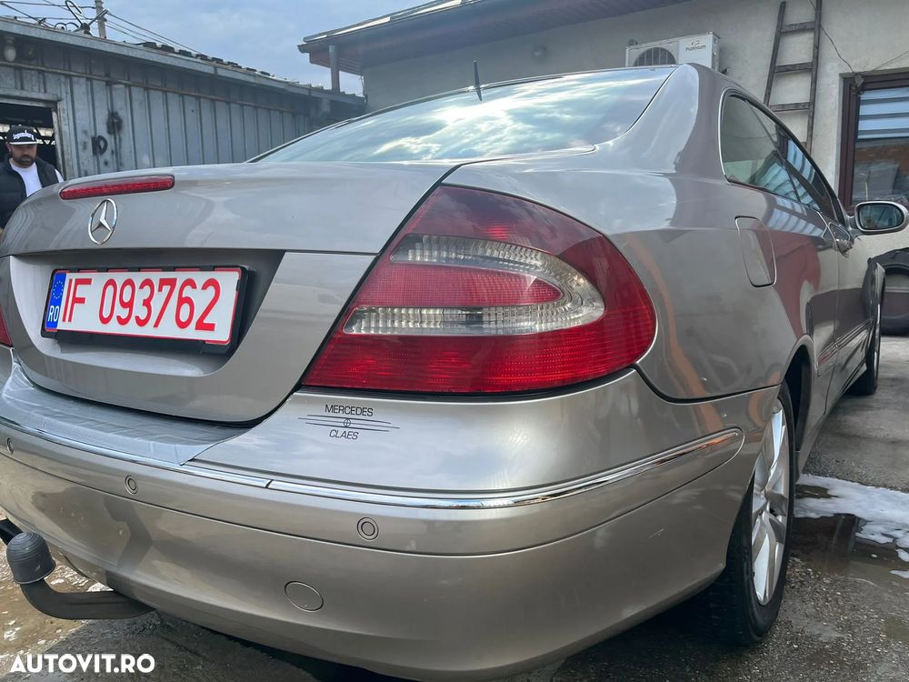 Mercedes-Benz CLK - 6