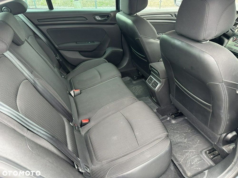 Renault Megane 1.6 SCe Limited - 27