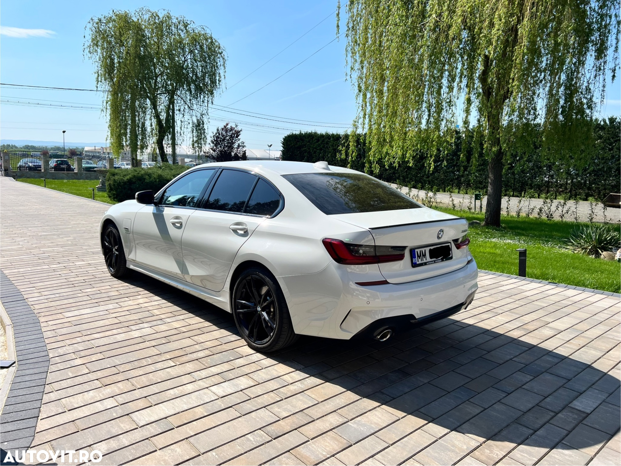 BMW Seria 3 320e Aut. M Sport - 4