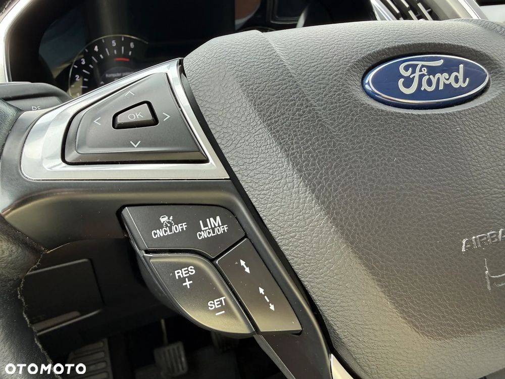 Ford Galaxy 2.0 EcoBlue S&S TITANIUM - 29