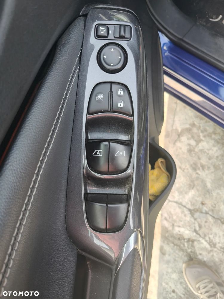 Nissan Juke 1.0 DIG-T N-Connecta DCT - 19