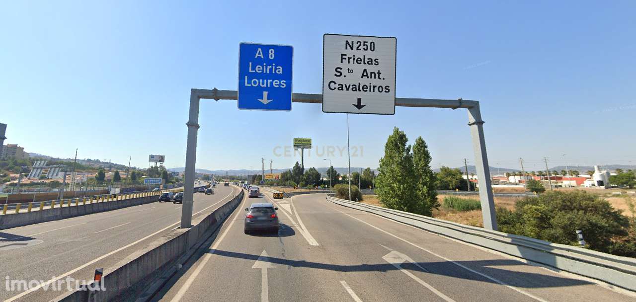 Lote de terreno rustico 29 240m2 Ponte de Frielas  a 300mt dos acessos - Grande imagem: 4/27