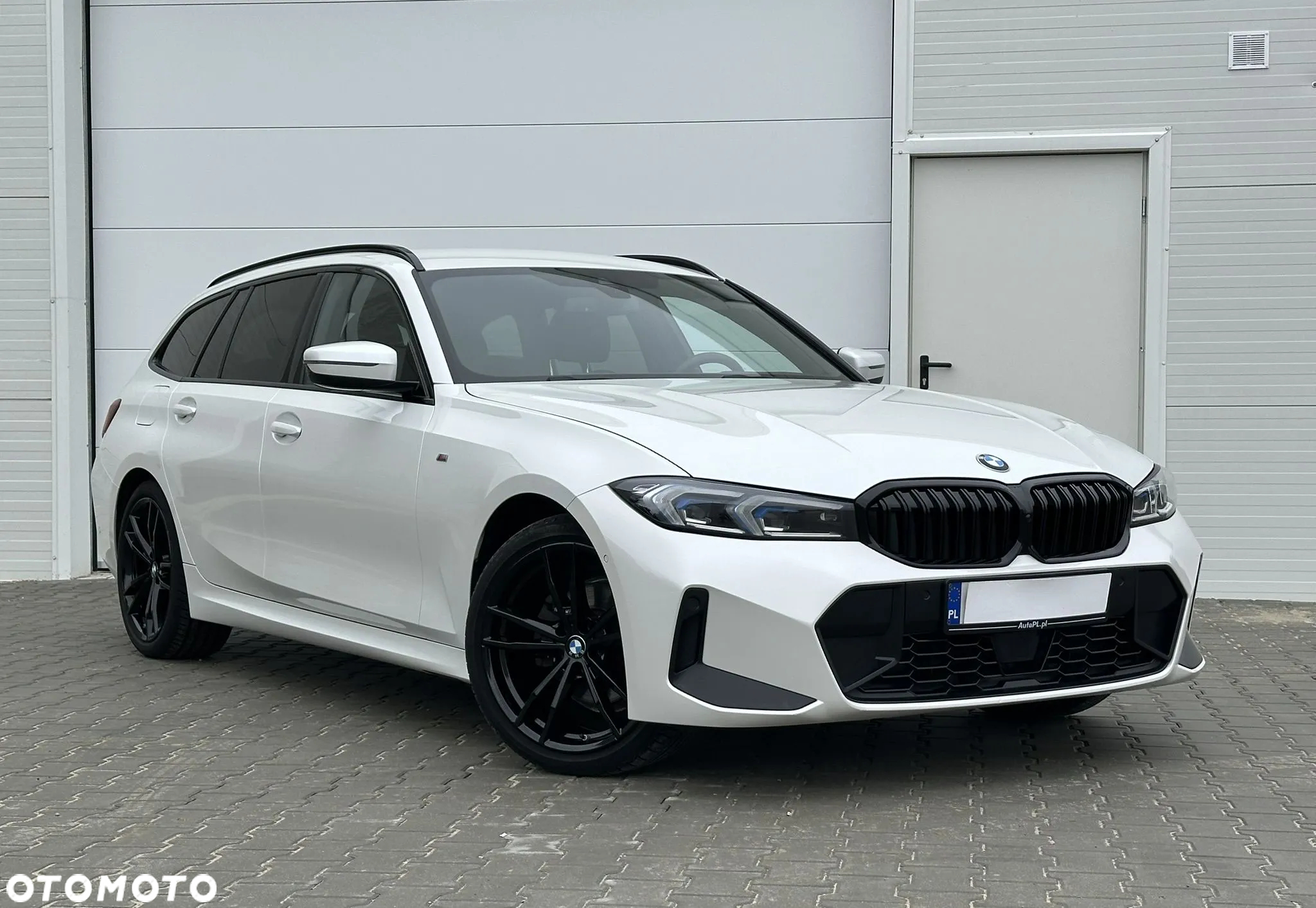 BMW Seria 3 320d xDrive M Sport sport - 9