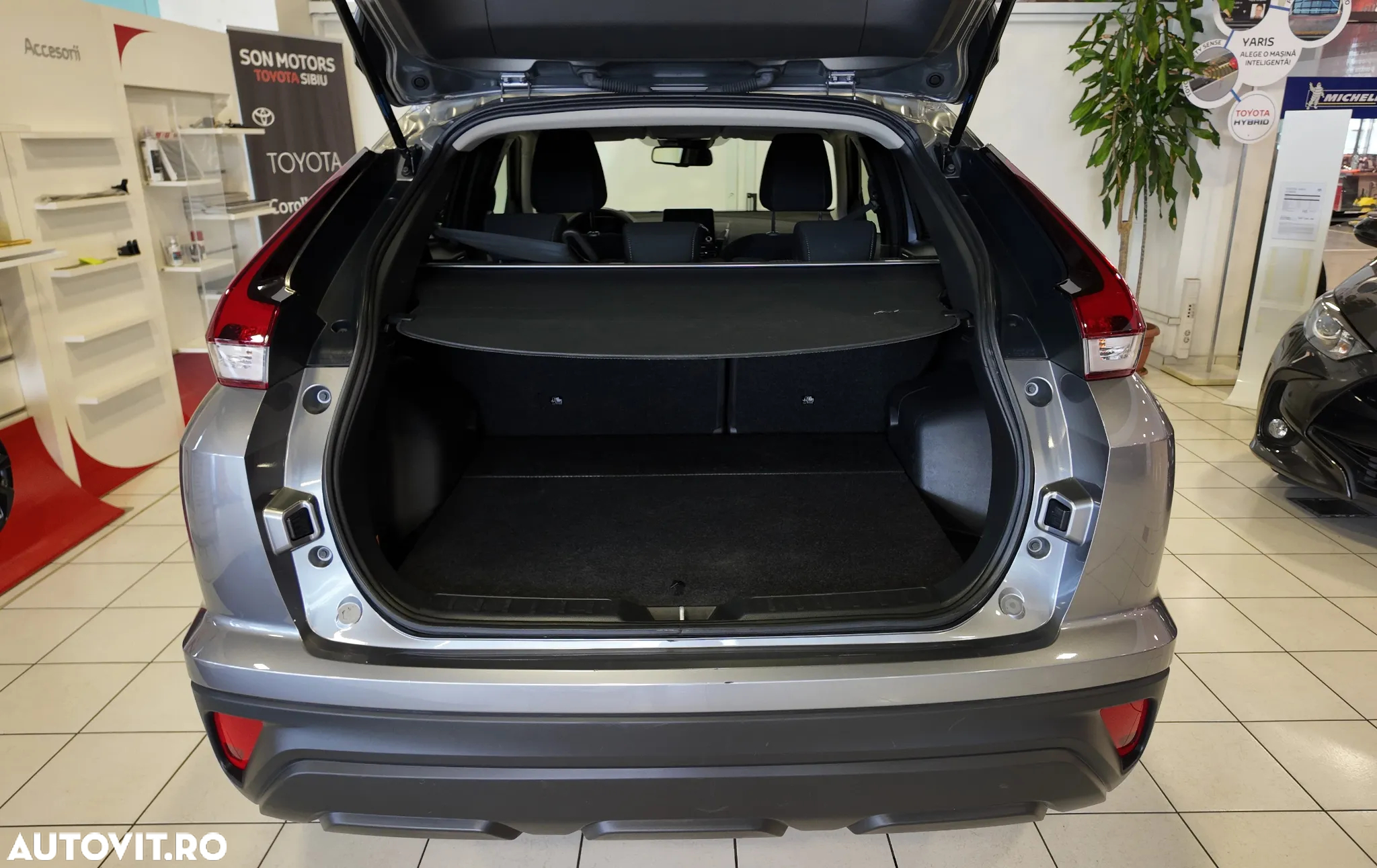 Mitsubishi Eclipse-Cross Plug-In Hybrid 4WD Intro Edition - 34