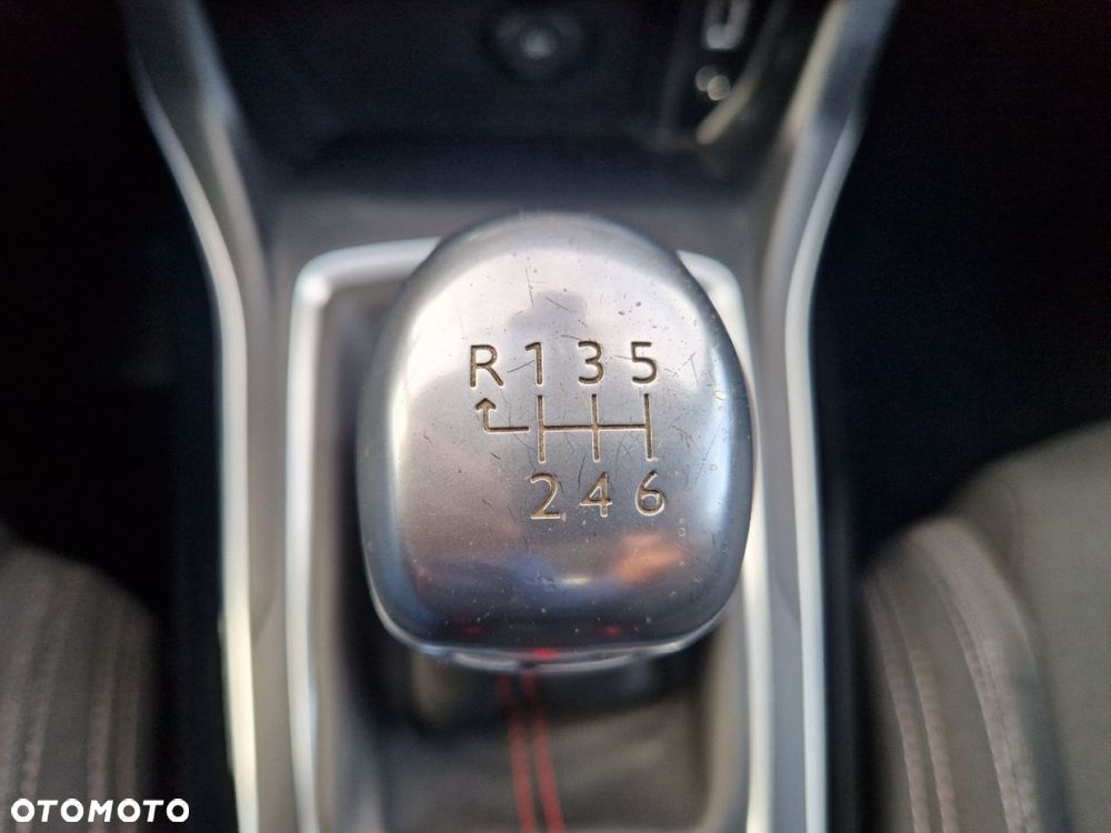 Peugeot 308 SW 1.6 BlueHDi Allure S&S - 15