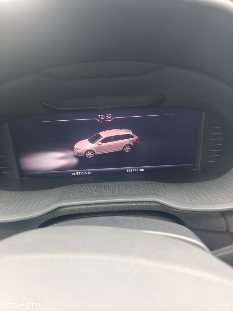Skoda Octavia 2.0 TDI 4x4 RS DSG - 6