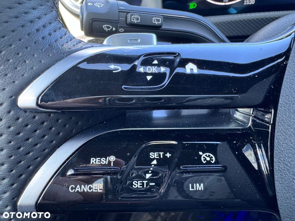 Mercedes-Benz CLA 220 d AMG Line 8G-DCT - 22