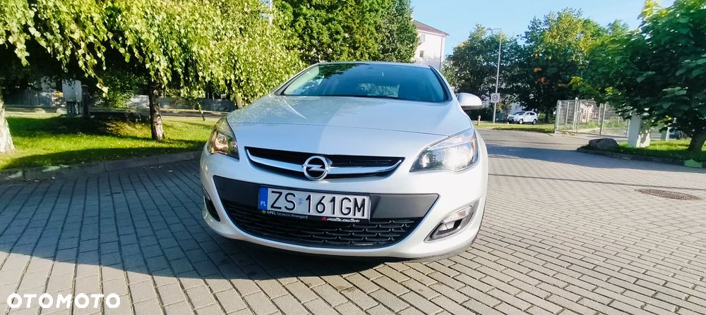 Opel Astra IV 1.6 Cosmo - 21