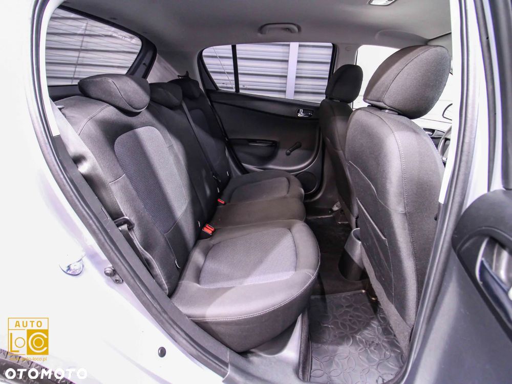 Hyundai i20 1.25 Classic + - 10