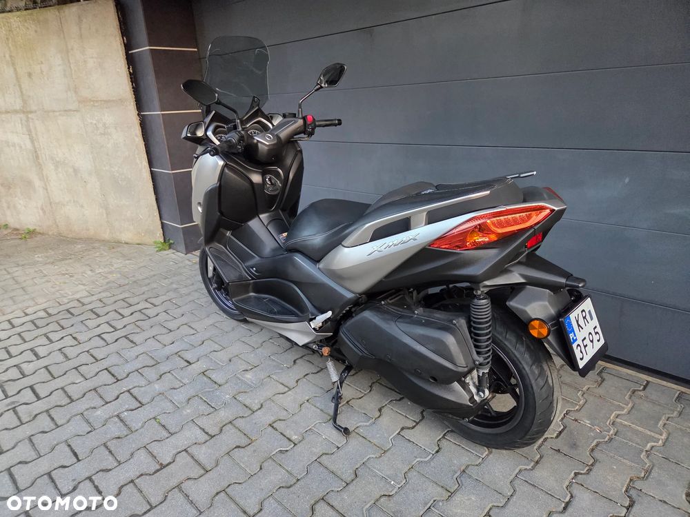 Yamaha X-max - 9