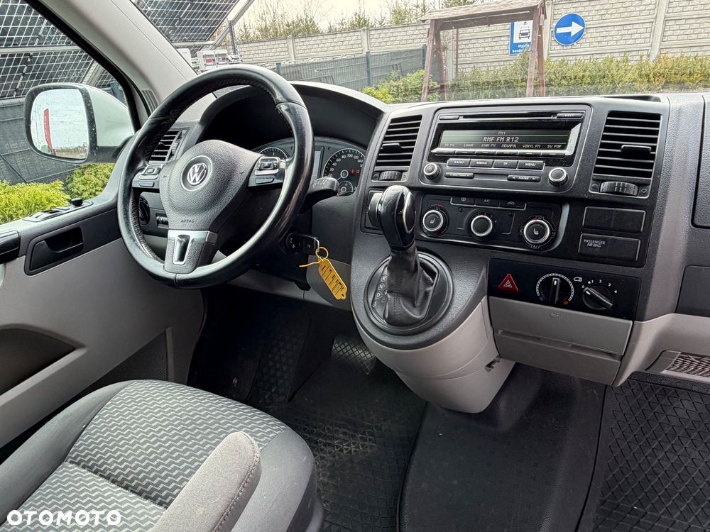 Volkswagen Transporter - 8