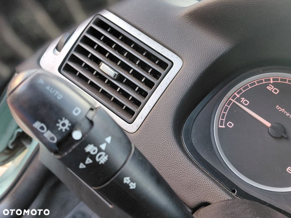 Peugeot 307 - 21