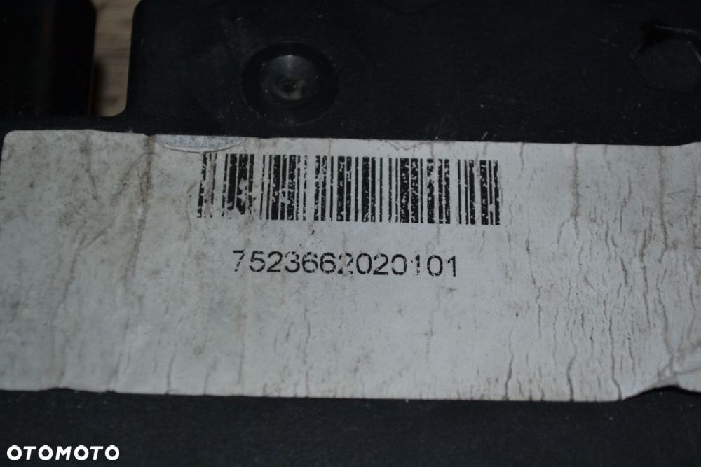 MERCEDES W204 W212 KLEMA PLUSOWA PIROTECHNICZNA NABÓJ - 4