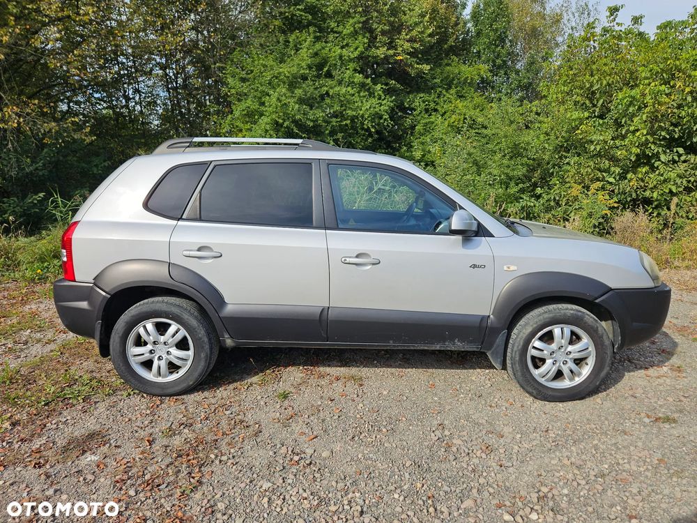 Hyundai Tucson 2.0 CRDi VGT 4WD GLS - 16