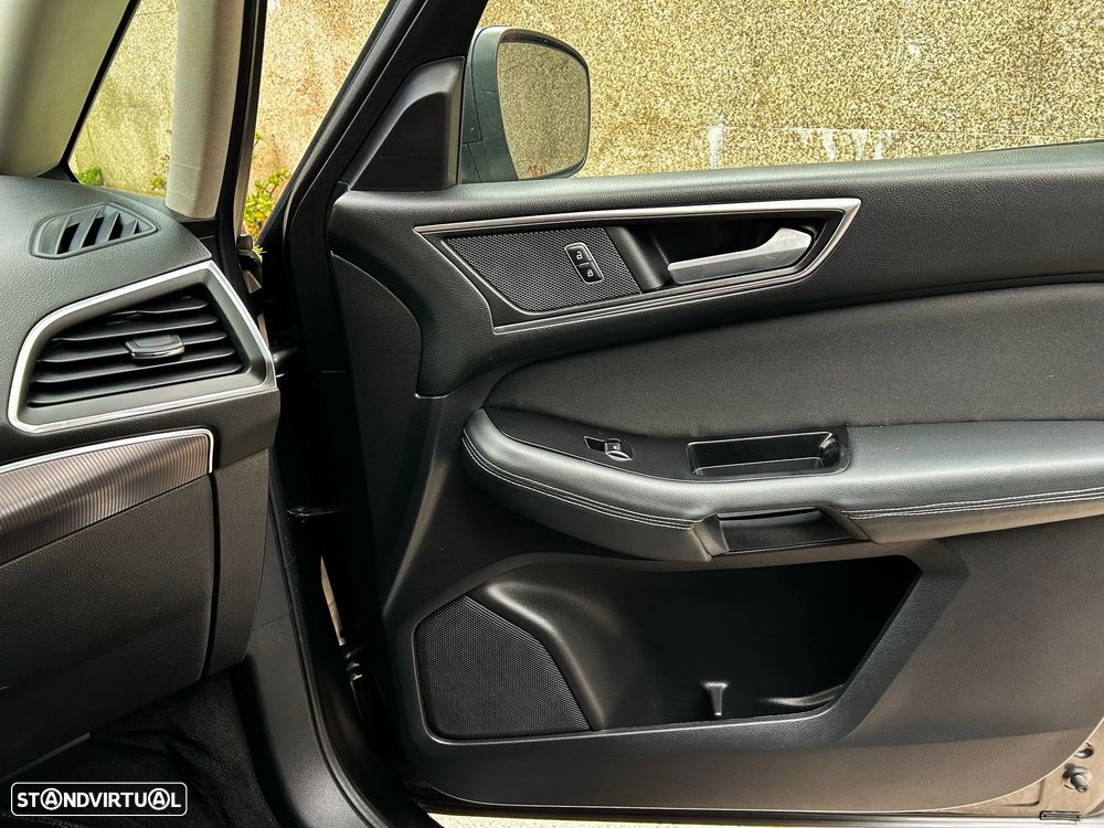 Ford S-Max 2.0 TDCi Titanium - 41