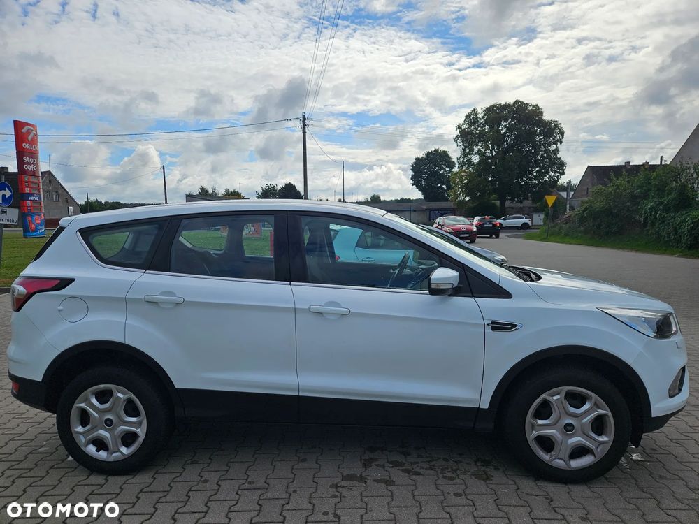 Ford Kuga 1.5 EcoBoost 2x4 Business Edition - 6