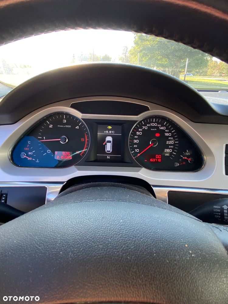 Audi A6 Allroad - 11