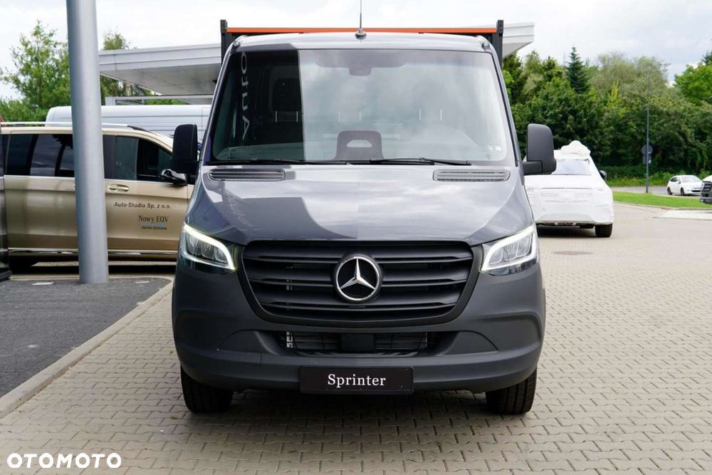 Mercedes-Benz Sprinter - 2