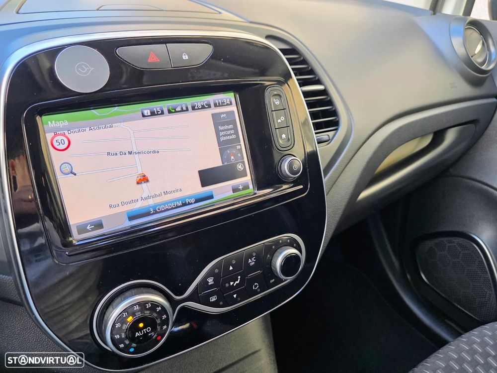 Renault Captur 1.2 TCe Exclusive - 36