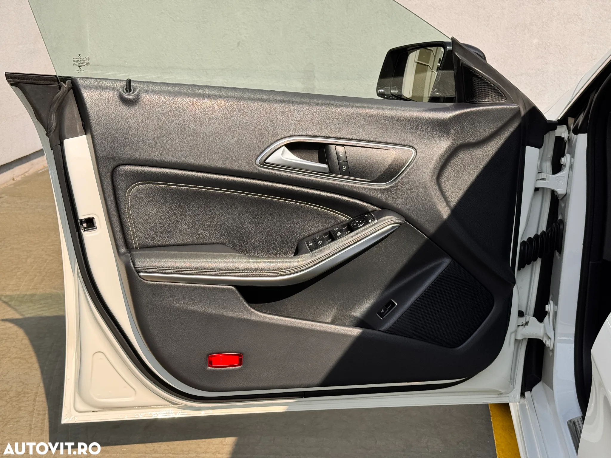 Mercedes-Benz CLA - 13