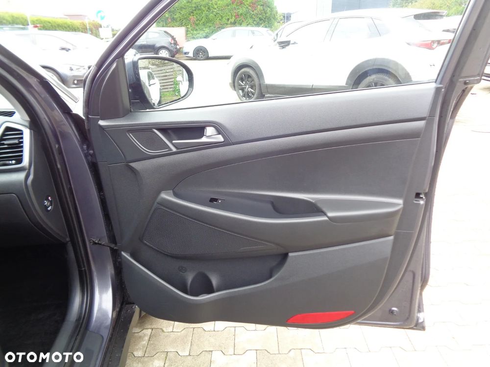 Hyundai Tucson 1.6 GDI BlueDrive Comfort 2WD - 23