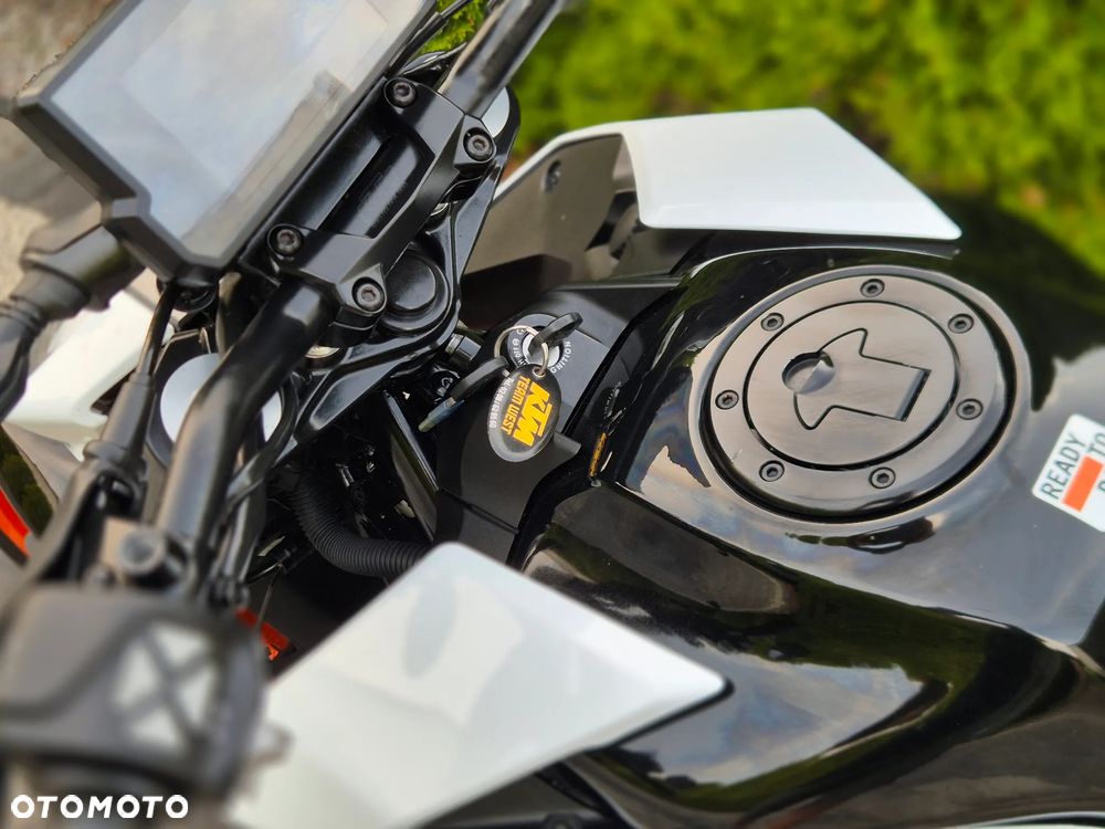 KTM Duke 125 - 21