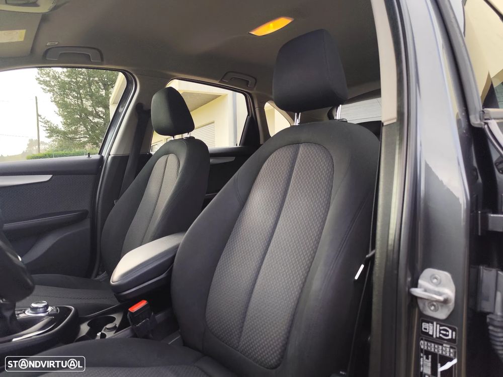 BMW 216 Active Tourer d Line Luxury - 11