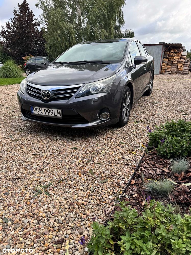 Toyota Avensis - 4