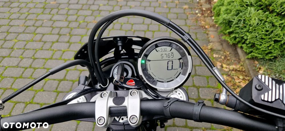 Ducati Scrambler - 8
