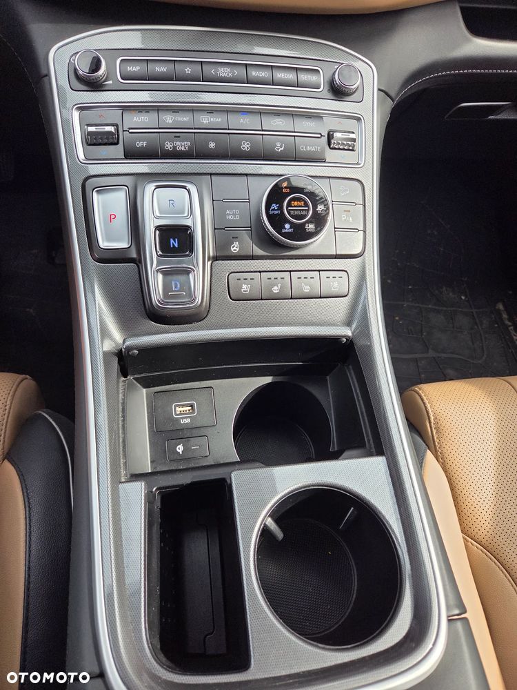Hyundai Santa Fe 1.6 T-GDI HEV Platinum 4WD - 19
