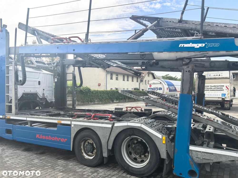 Mercedes-Benz Actros - 7