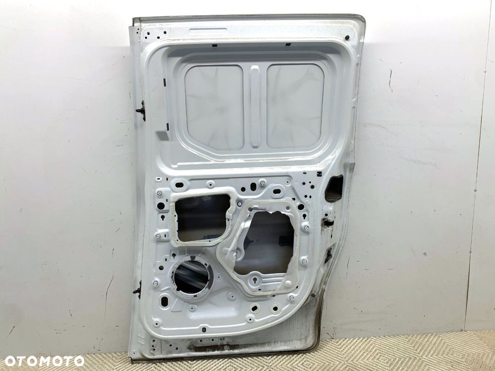 DRZWI TYŁ PRAWE PRZESUWNE - 764.00 PLN - TOYOTA PROACE CITY Nadwozie pełne/minivan 2019 - 2022 1.5 - 6