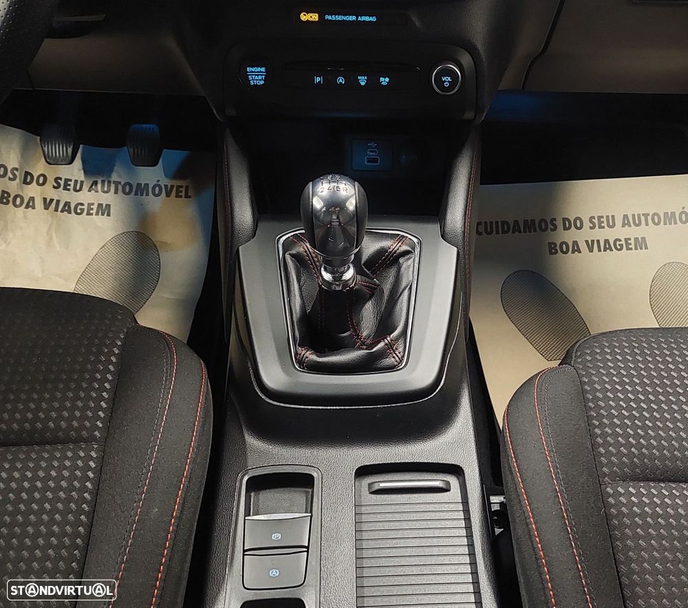 Ford Focus SW 1.0 EcoBoost MHEV ST-Line - 23