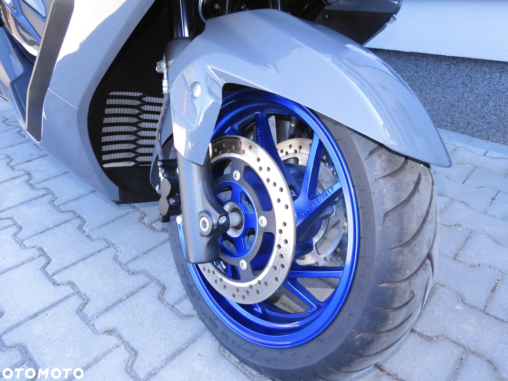 Suzuki Burgman - 4
