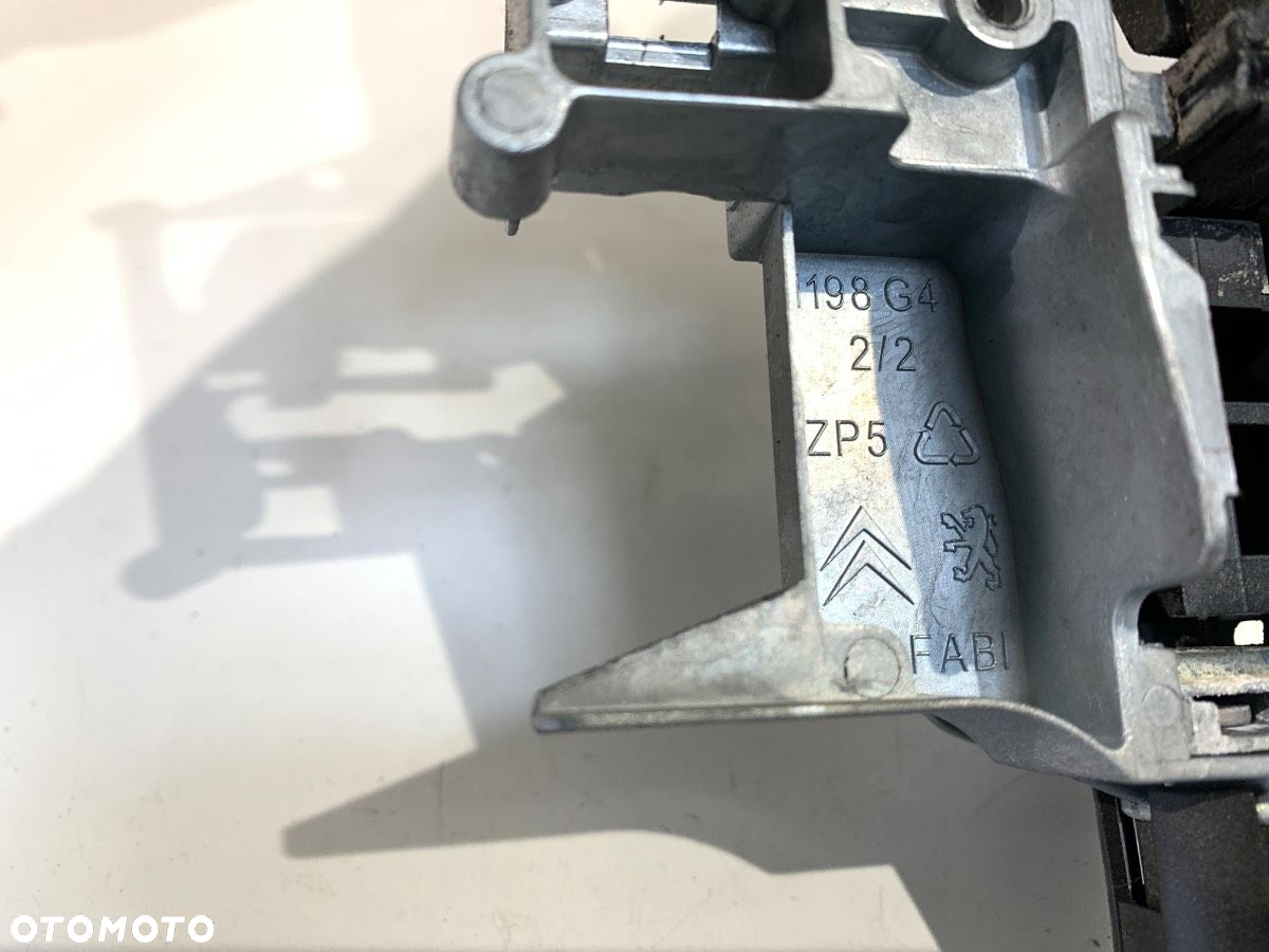 KLAMKA ZEWNĘTRZNA PRAWY TYŁ - 99.00 PLN - CITROEN BERLINGO MULTISPACE (B9) 2008 - 2022 1.6 HDi 90 - 4