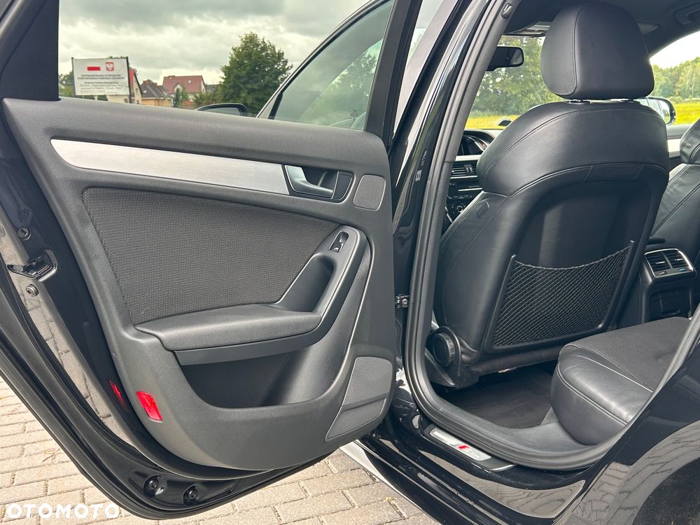 Audi A4 Avant 2.0 TDI DPF multitronic S line Sportpaket (plus) - 22