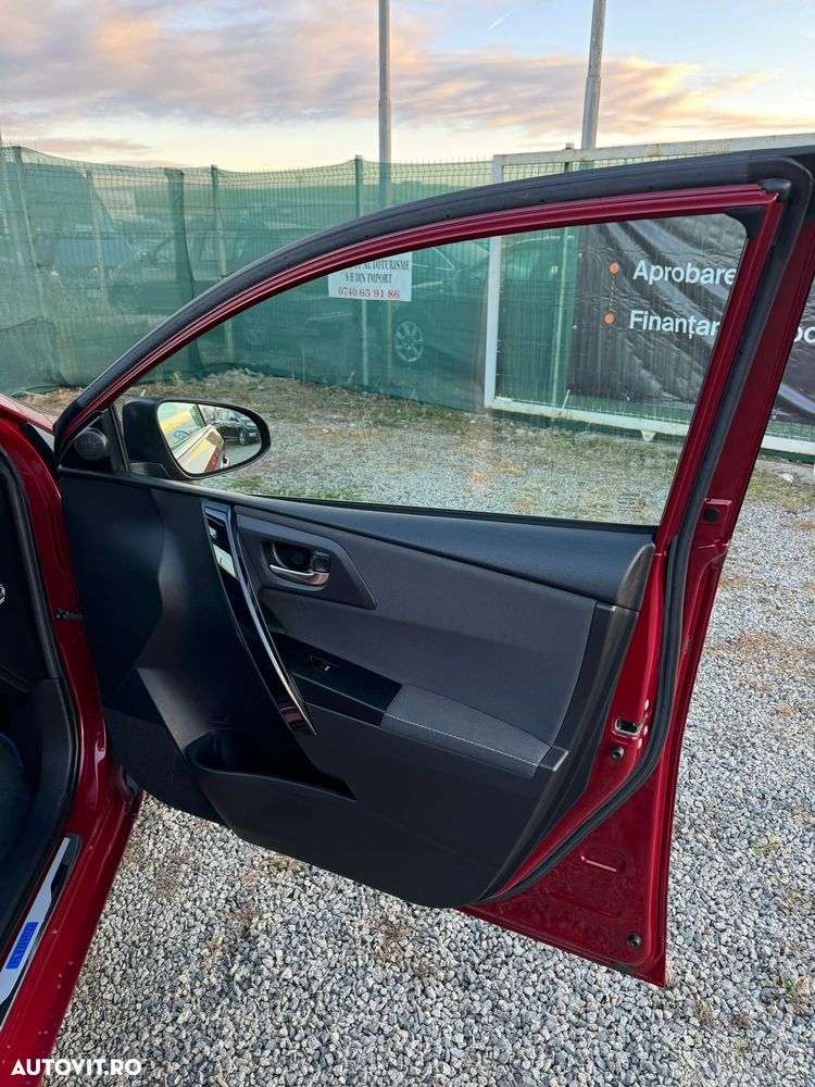 Toyota Auris - 18