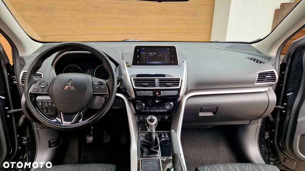 Mitsubishi Eclipse Cross - 26