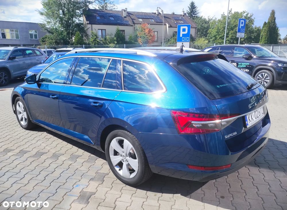 Skoda Superb 2.0 TDI SCR Style DSG - 8