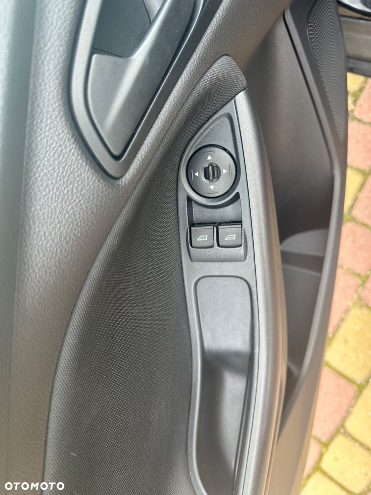 Ford Focus 1.0 EcoBoost Connected - 13